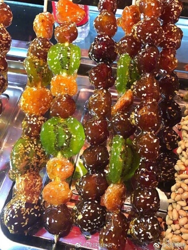 冬天里有一种小吃叫冰糖葫芦图片 4
