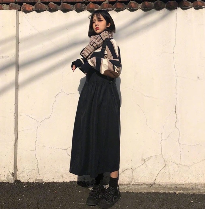 适合帅气酷女孩的日常穿衣搭配参考 2