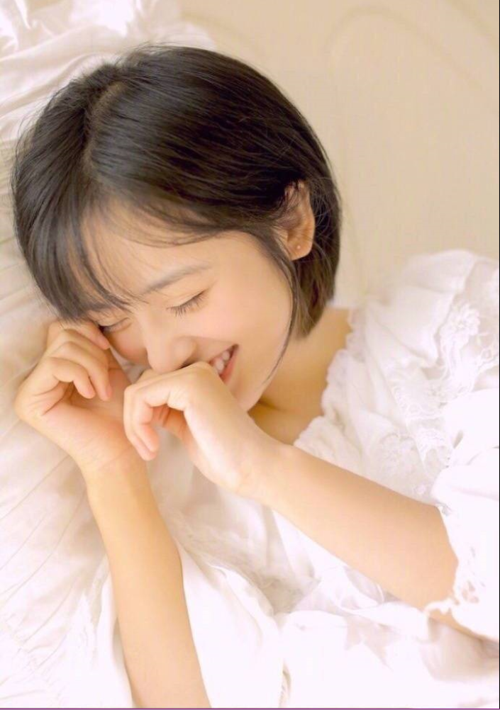 大眼美女明星沈月清纯可爱图片 6