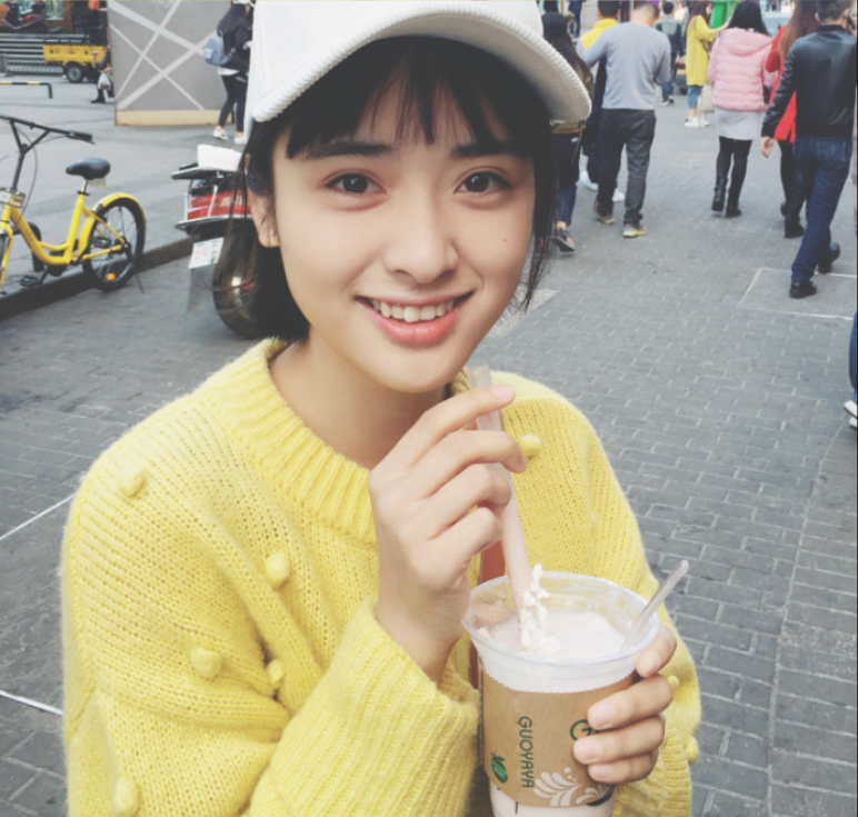大眼美女明星沈月清纯可爱图片 14