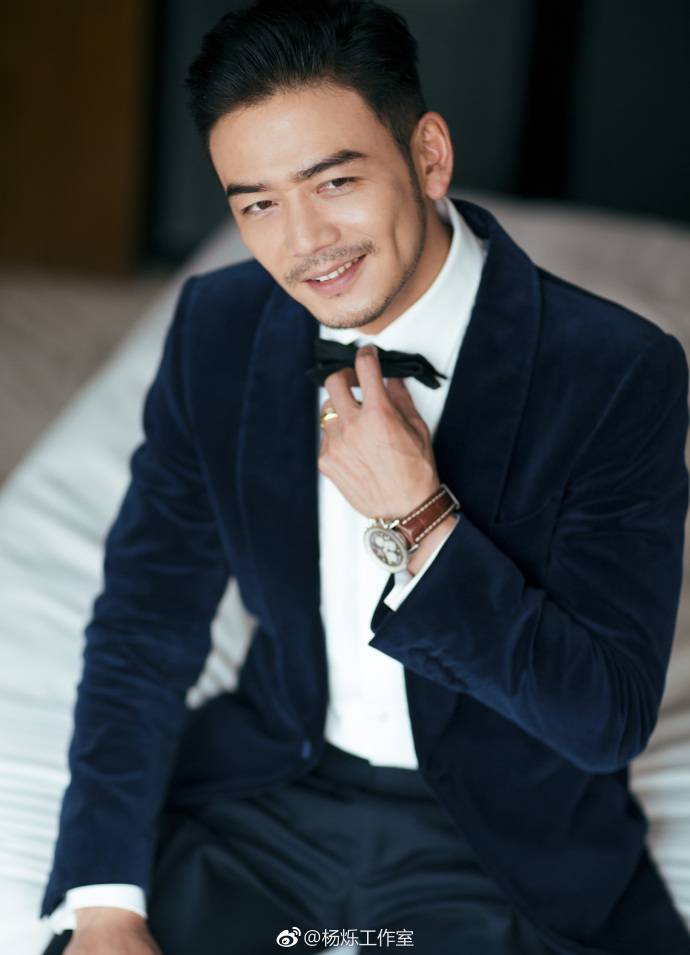 大长腿男神欧巴内地男演员杨烁出席活动图片 2