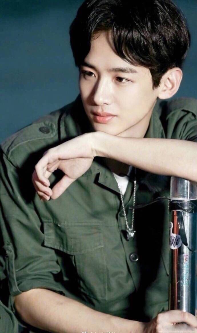 小鲜肉内地男明星帅哥白敬亭干净帅气图片 6