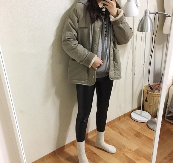 学院风时尚美女穿衣搭配示范 5