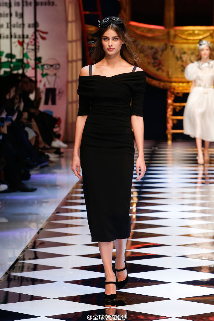 欧美美女模特演绎Dolce & Gabbana小仙女礼服图片 8