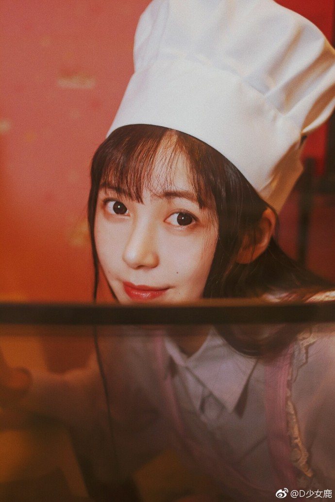 清纯小厨娘美女图片 4