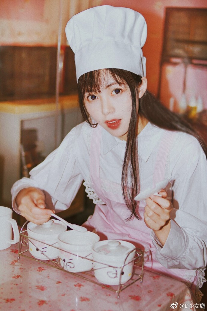 清纯小厨娘美女图片 7