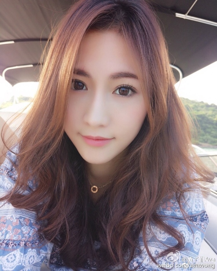 艺人黃子菲Ava长相甜美性感图片 2
