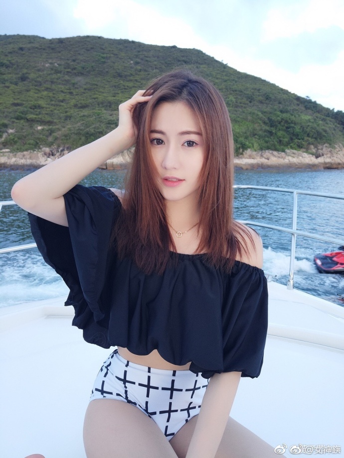 艺人黃子菲Ava长相甜美性感图片 6