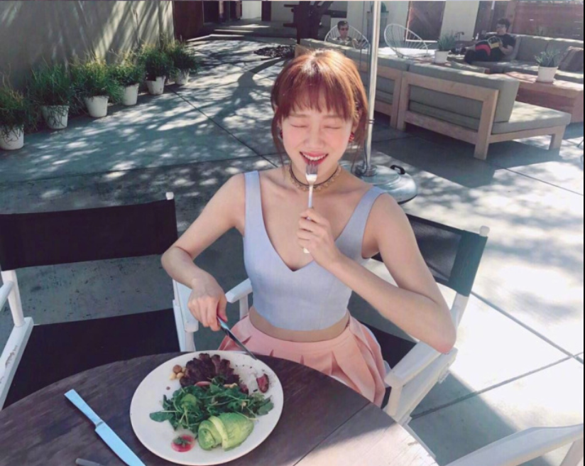 韩国美女明星李圣经私照合集满满的少女感图片 14