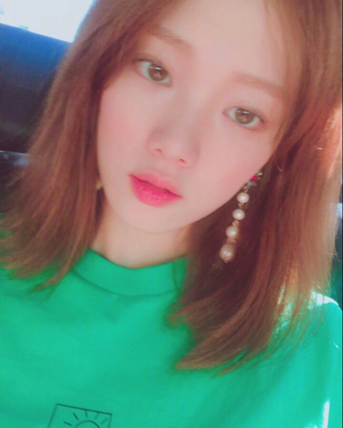 韩国美女明星李圣经私照合集满满的少女感图片 21