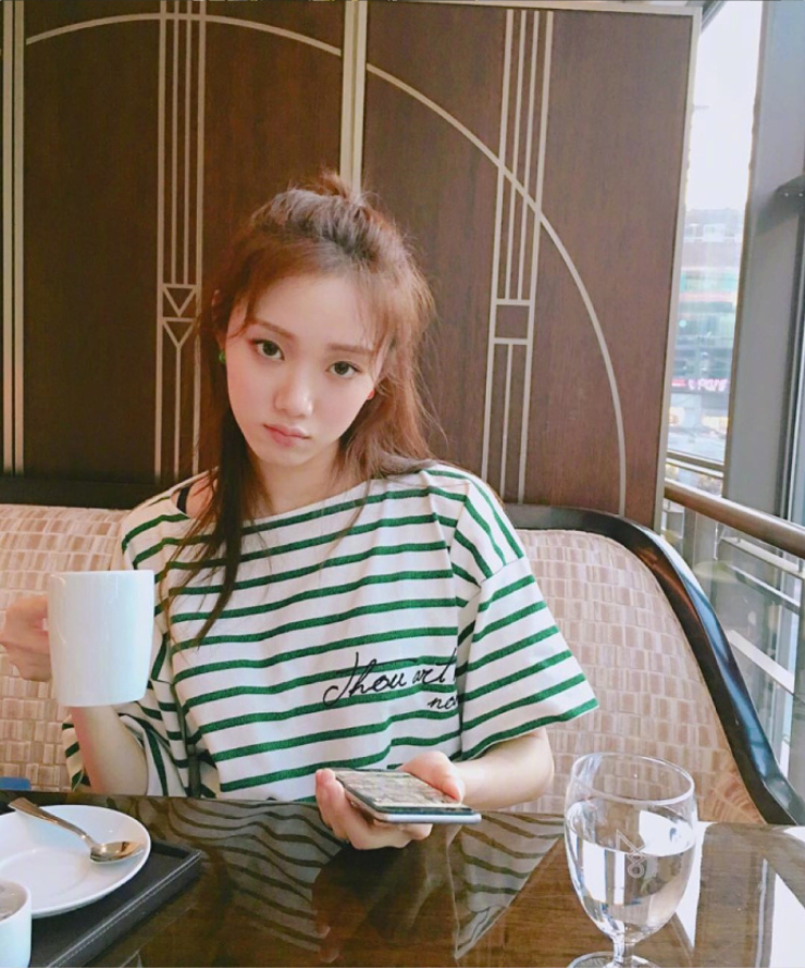 韩国美女明星李圣经私照合集满满的少女感图片 30
