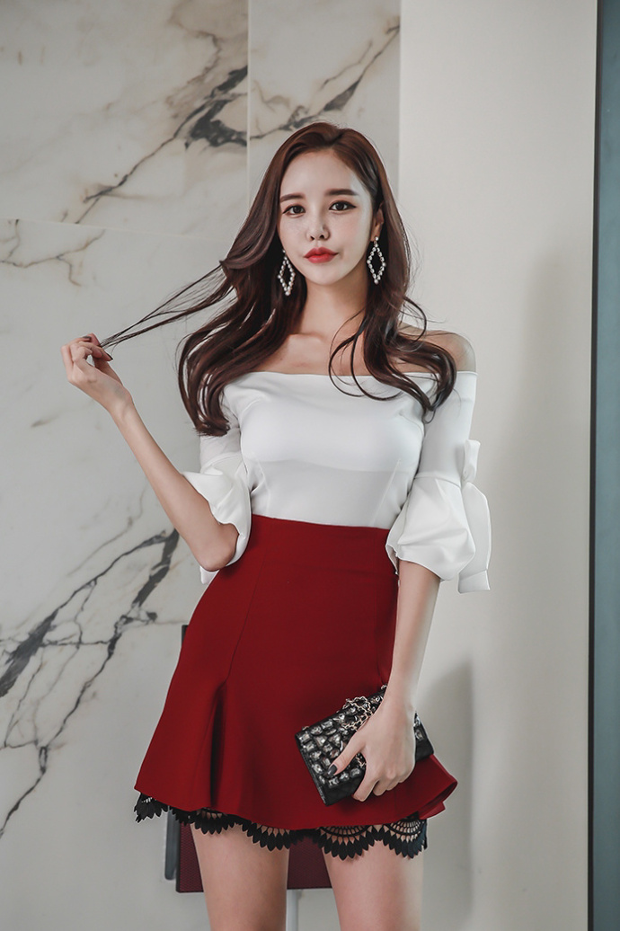 清纯美女红色短裙清纯图片 4