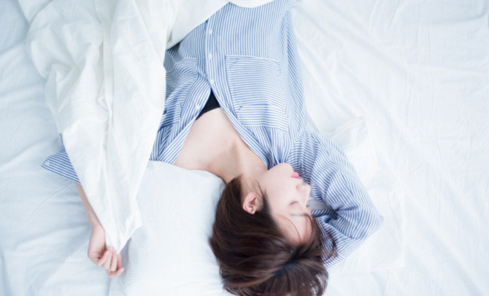 吊带美女高清图片写真 7