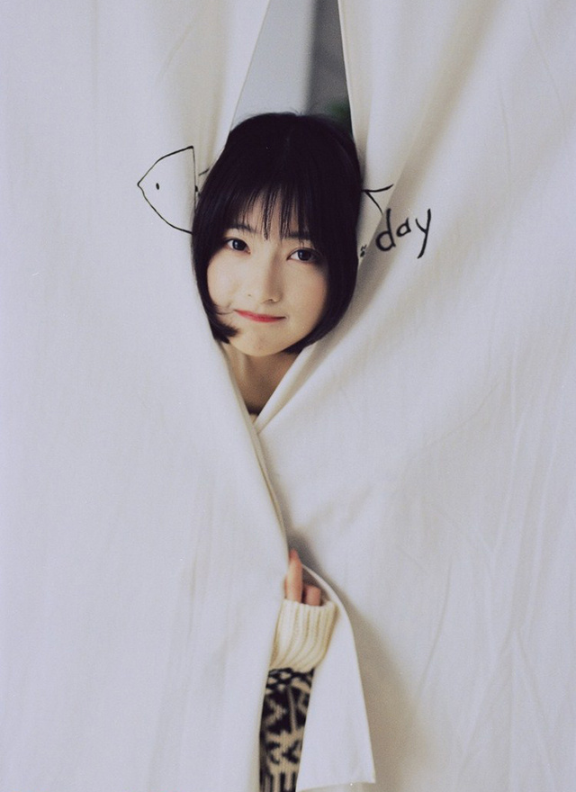 清纯短发女生文艺私房写真 2