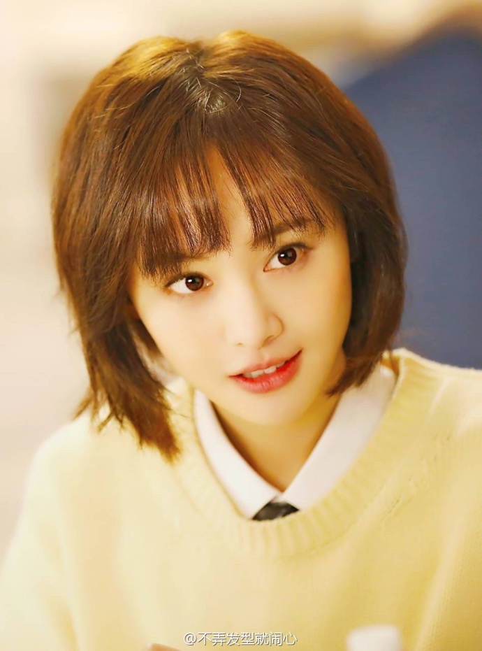 东北美女明星郑爽长发短发直发卷发有刘海无刘 7