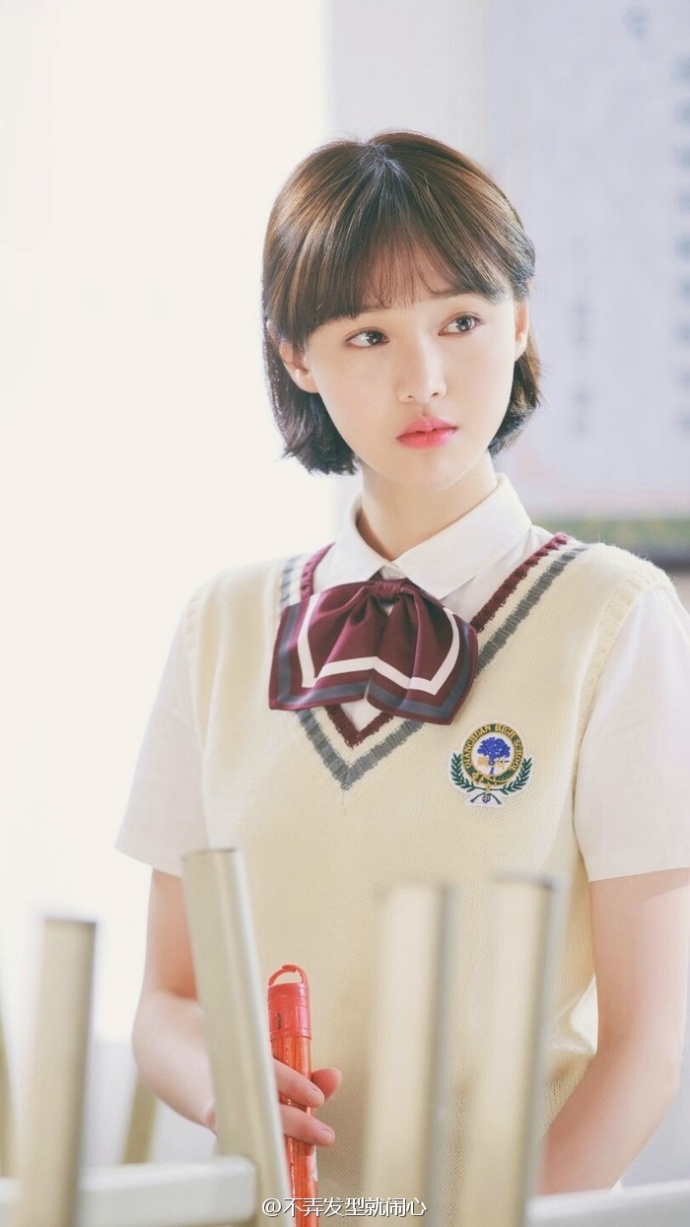 东北美女明星郑爽长发短发直发卷发有刘海无刘 9