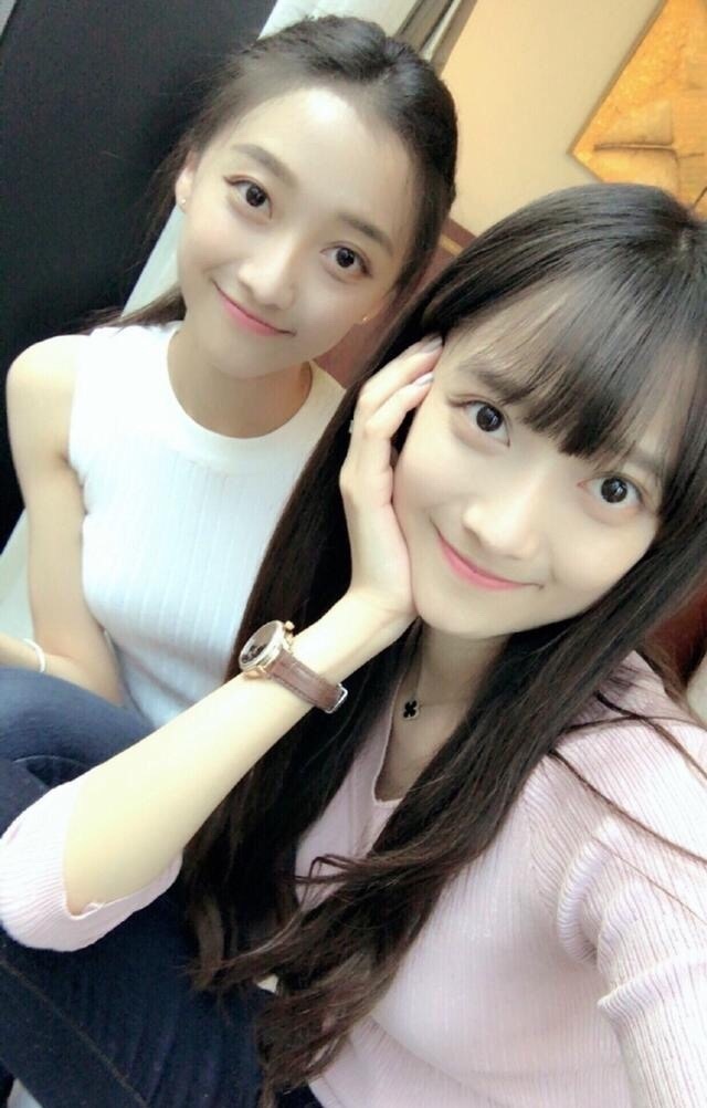 中山大学校花一对高颜值双胞胎姐妹花清纯图片 5