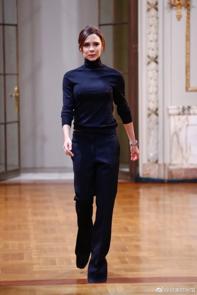 欧美时尚品牌Victoria Beckham于纽约时装周发布201 6