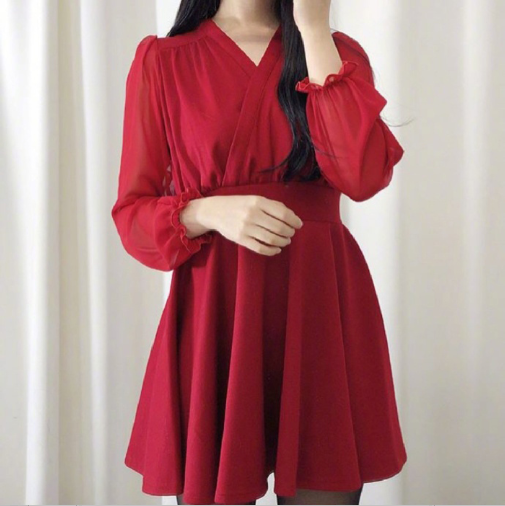 天气暖了小裙子穿起来甜美风搭配look