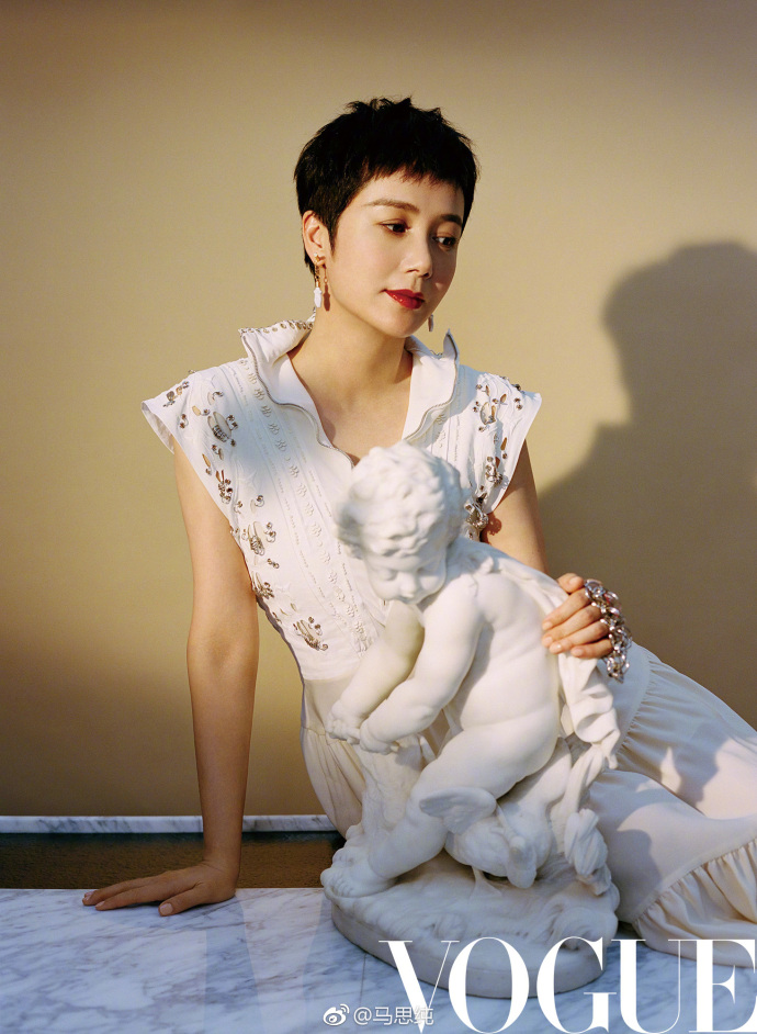 大眼美女明星蒋雯丽精致写真图片 5