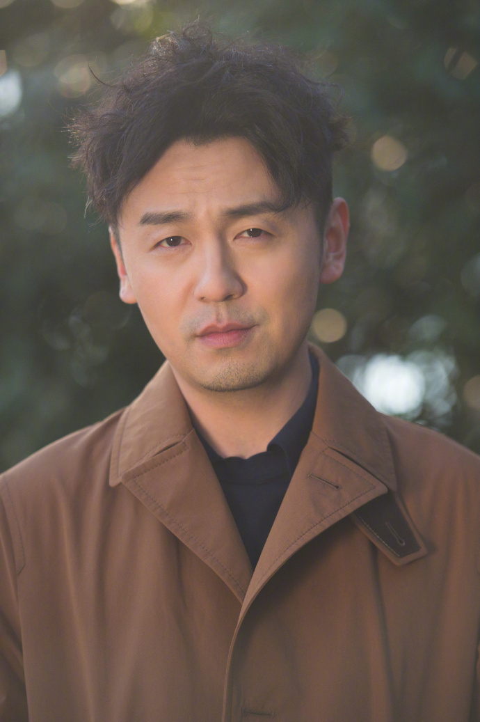 东北男明星逗比男神雷佳音帅气图片 8