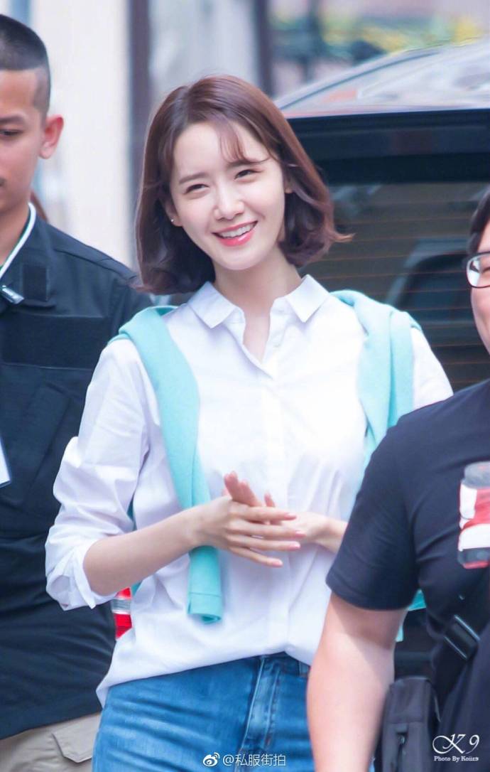 韩国美女明星林允儿泰国广告拍摄路透饭拍 9