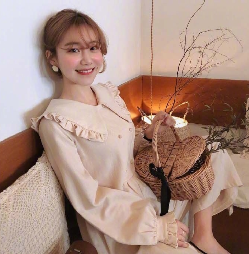 精致小女人穿搭示范look