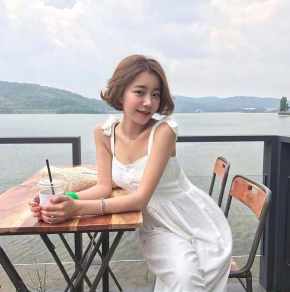 精致小女人穿搭示范look 12