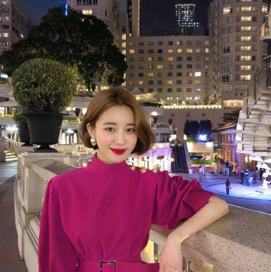 精致小女人穿搭示范look 13