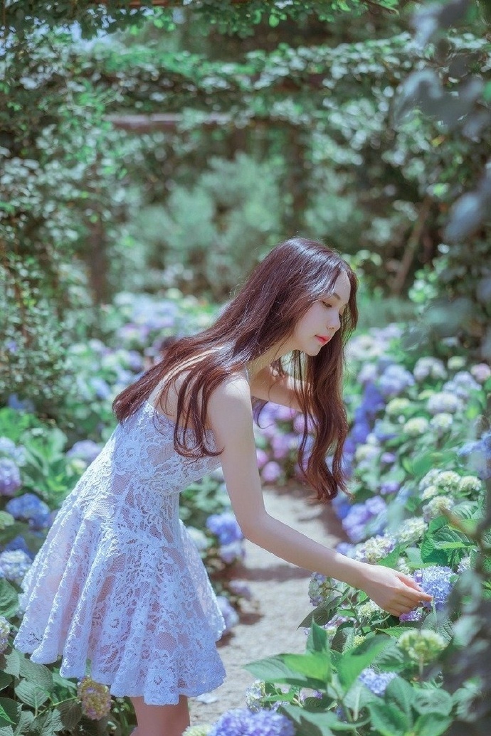清纯美女花海女神范清纯图片 7