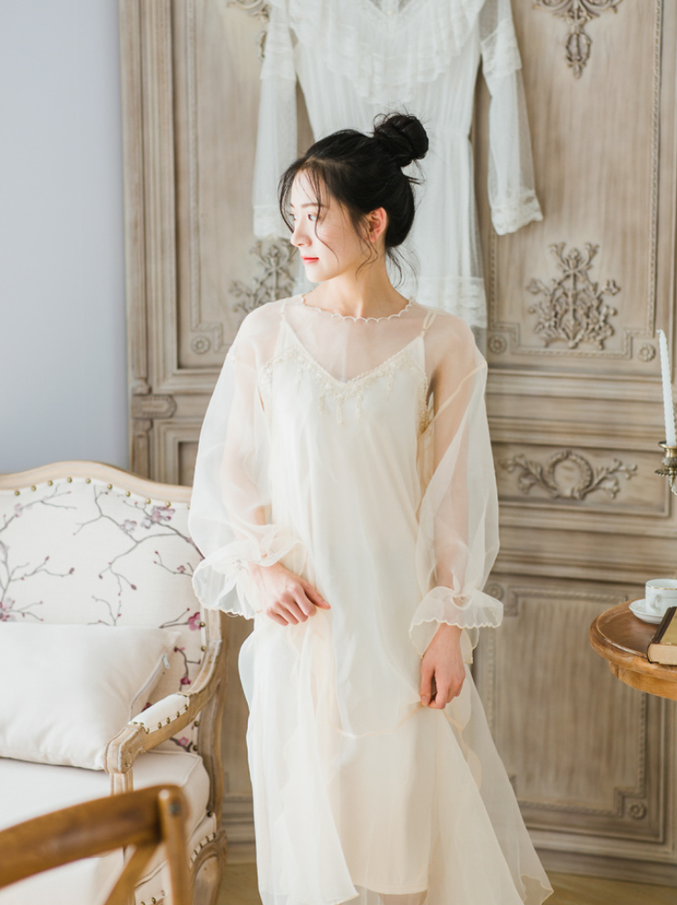 清纯美女白色纱裙轻盈又柔美唯美写真 11