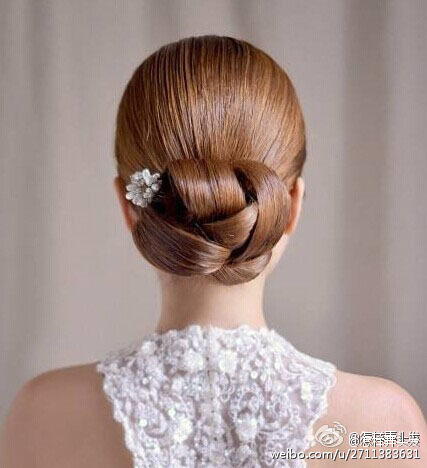 女人看到都无法自拔的新娘发饰图片 7