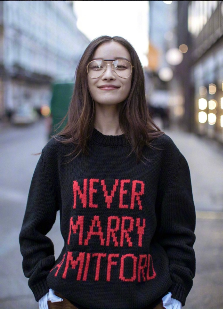 大眼美女明星倪妮&times;GUCCI教科书式的街拍舒服却不 6