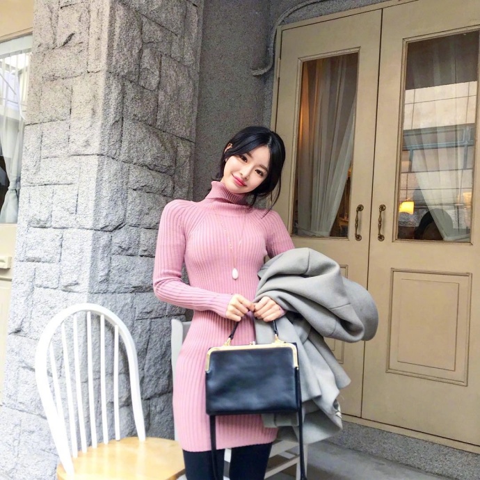 半轻熟小女人穿搭示范look 4