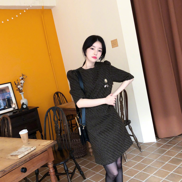 半轻熟小女人穿搭示范look 8