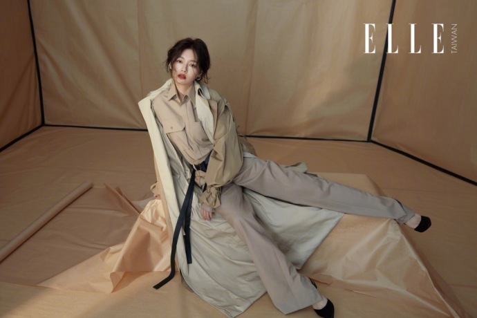 台湾美女明星徐熙媛大S产后登杂志封面时尚大片 2