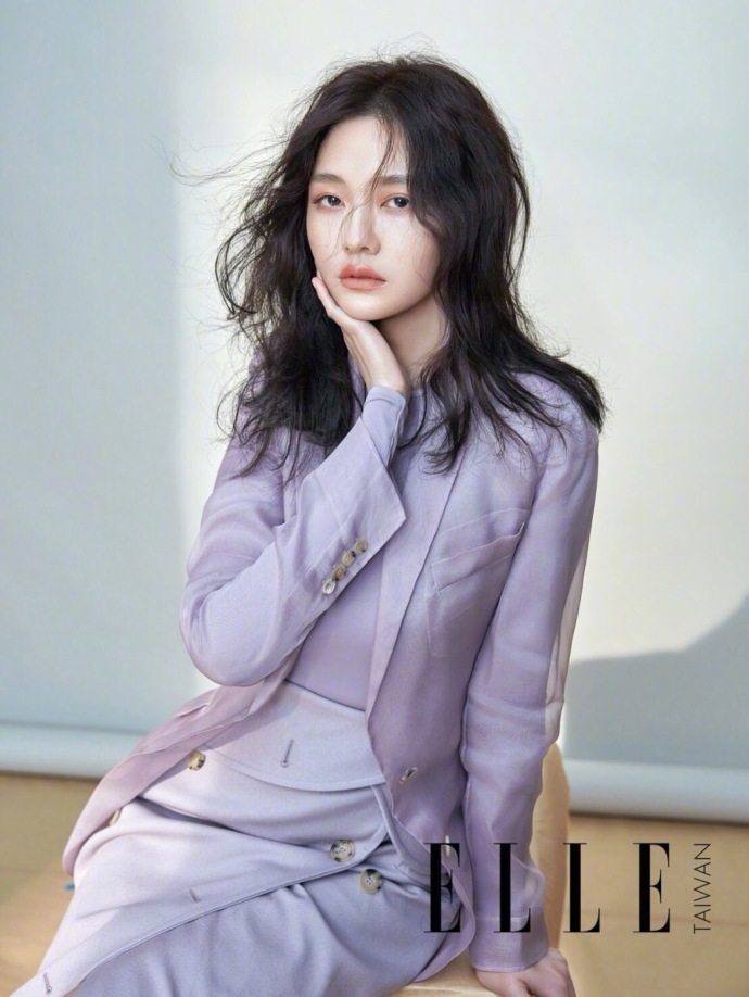 台湾美女明星徐熙媛大S产后登杂志封面时尚大片 5