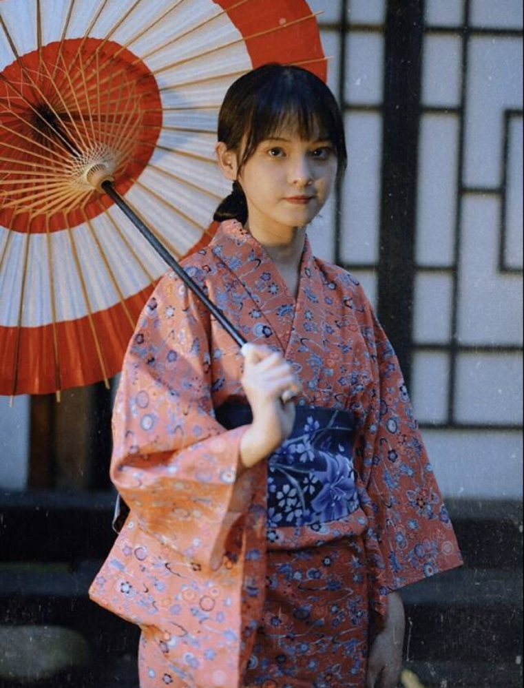可爱美女日系和服唯美写真 17