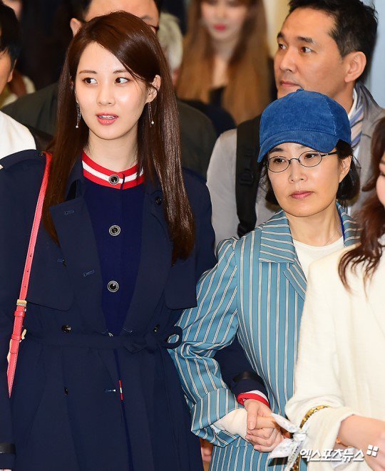 韩国美女明星女团少女时代成员徐玄仁川机场时 7