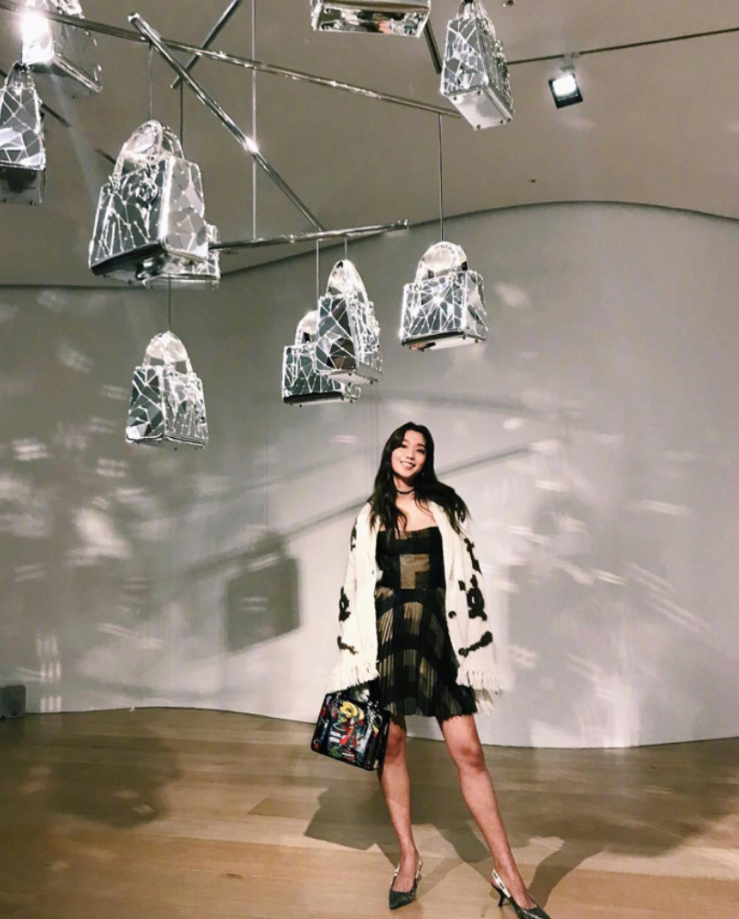 韩国美女模特李圣经私服穿搭图片 5