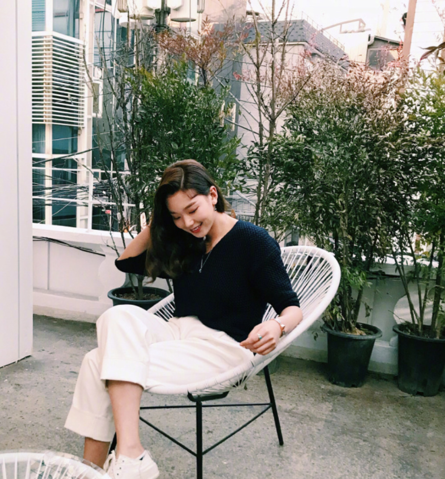 韩国美女模特李圣经私服穿搭图片 7