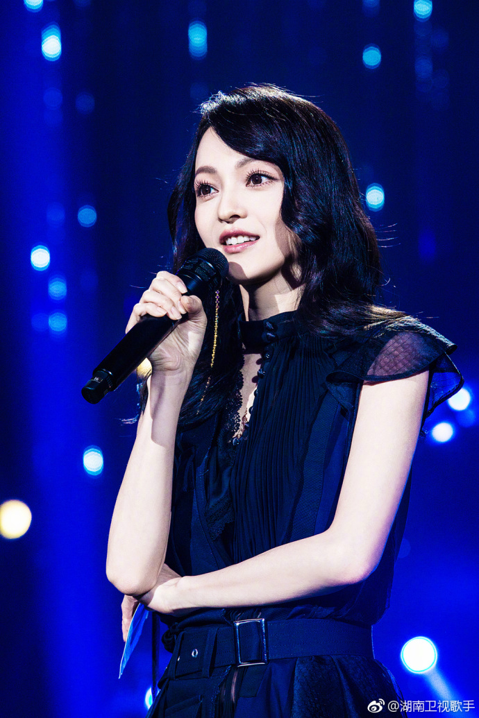 台湾美女明星张韶涵发型图片 6