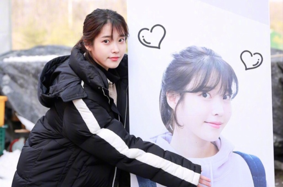 韩国美女明星IU李知恩最新ins日常私服图片 17