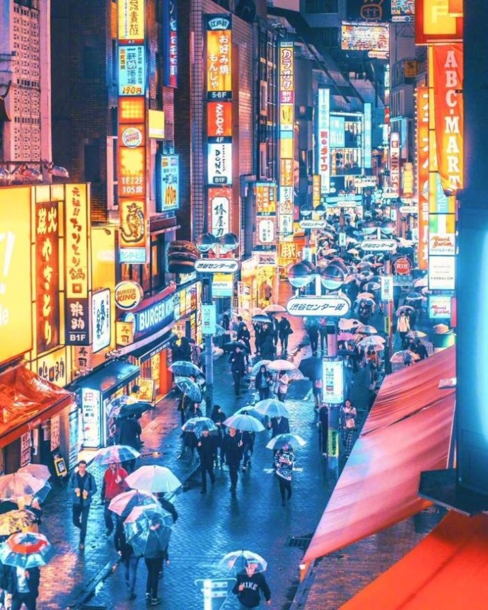 日本东京街头夜景图片 5