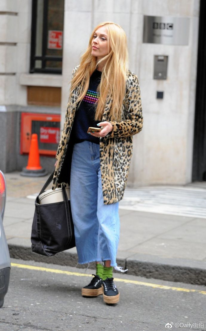 英国BBC美女主播Fearne Cotton (菲妮&middot;科顿) 在伦敦出