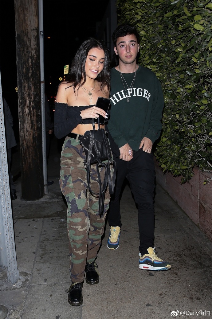 欧美美女明星啤酒妹Madison Beer 和男友在西好莱坞 3