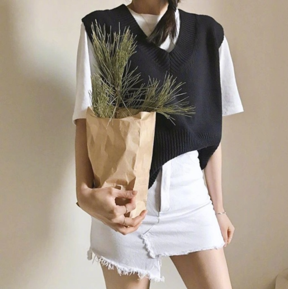 清纯美女的小性感风裙装穿衣搭配参考 13