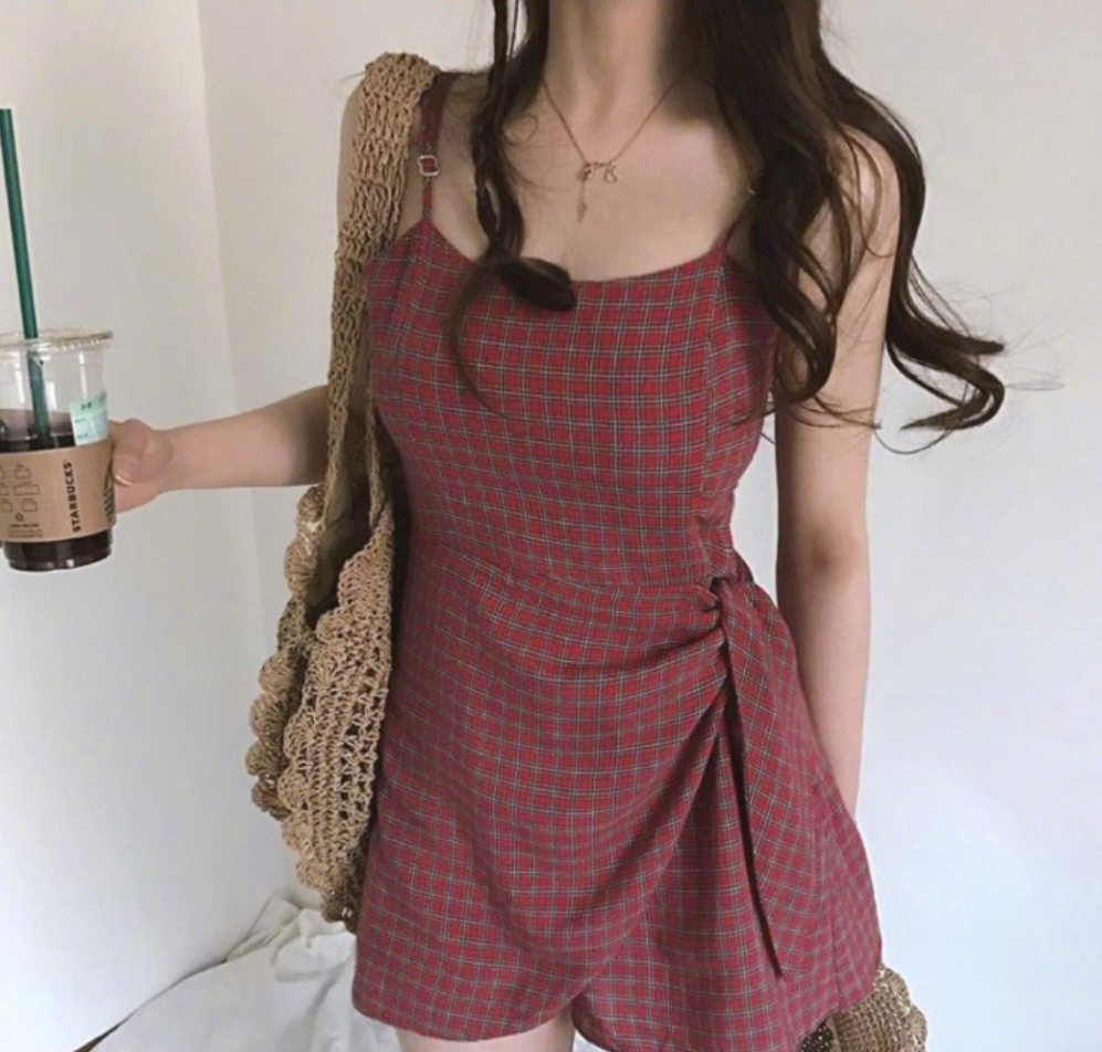 清纯美女的小性感风裙装穿衣搭配参考 18