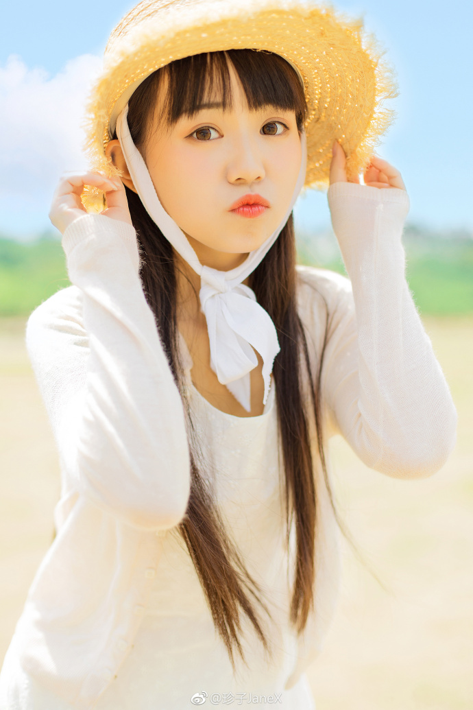 网络美女模特修老虎阳光清纯图片 6