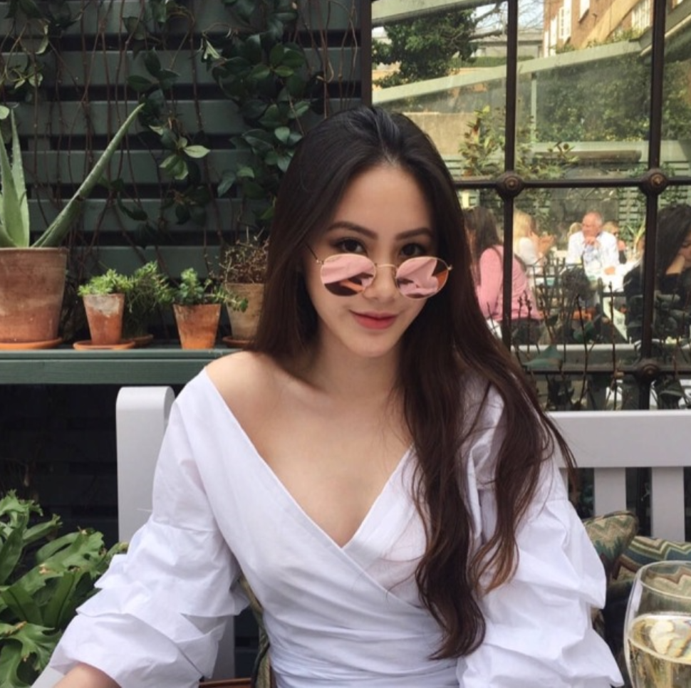 越南美女气质街拍身材也超棒 7